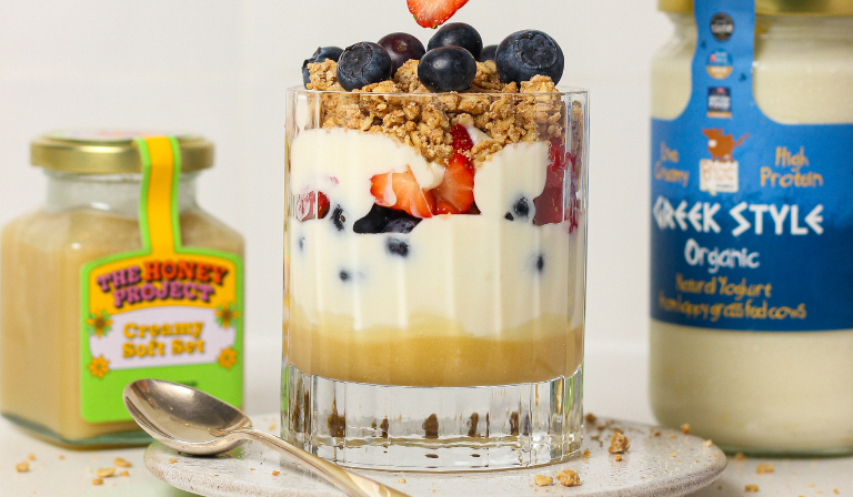 Greek Yoghurt Granola Pot